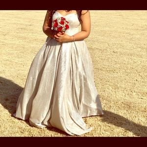 Sherri Hill prom dress